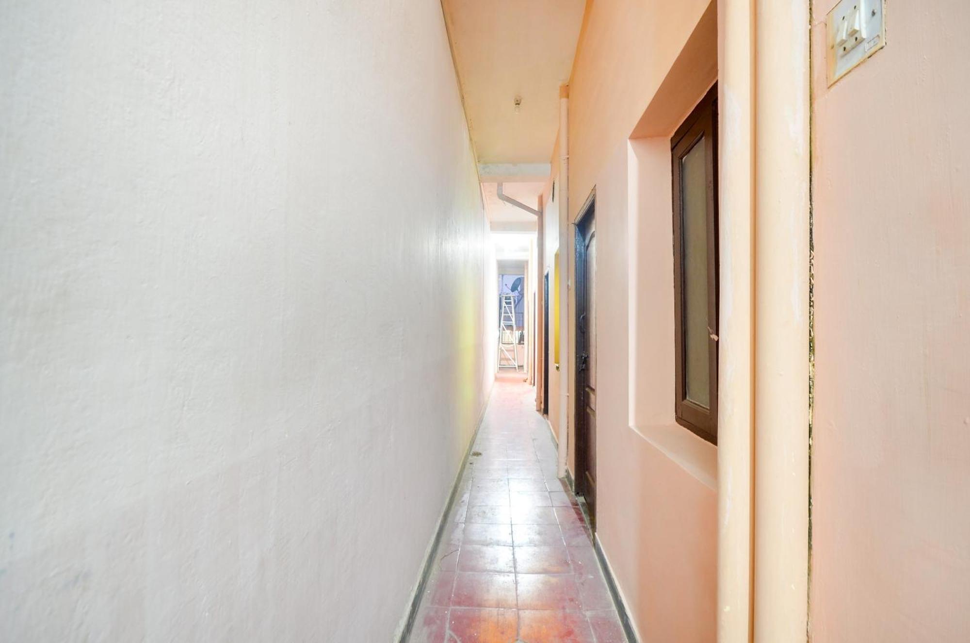 Hotel O Sri Murugan Lodge Coimbatore Dış mekan fotoğraf